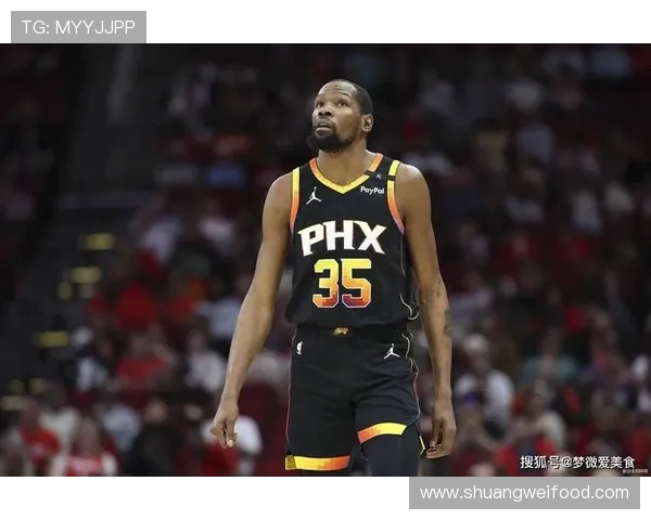 原创火箭击败骑士豪取五连胜，球员们的评分，3人出色5人及格，杜兰特低分